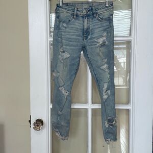 America Eagle next level stretch distressed hi rise jegging crop size 4 short